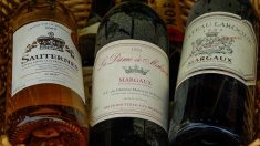 Pas-de-Calais : il colle une étiquette à 19,96 euros sur un carton de vin qui vaut 1400 euros et passe à la caisse