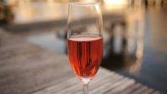L’Assemblée vote une taxe sur les vins d’apéritifs: le petit rosé pamplemousse sera maintenant plus cher