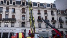 Toulouse: effondrement de la toiture d’un immeuble en plein centre ville, les pompiers font des recherches