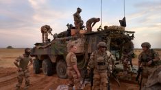 Treize militaires français tués au Mali dans l’accident de deux hélicoptères