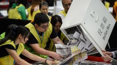 Hong Kong: la victoire des démocrates passée sous silence en Chine continentale