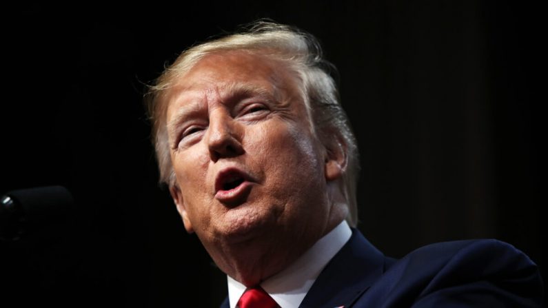 Le président Donald Trump prend la parole au Economic Club of New York le 12 novembre 2019. (Spencer Platt/Getty Images)