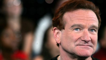 Robin Williams a sauvé une fois une femme en pleurs et « hystérique » à l’aéroport – voici ce qu’il avait déclaré