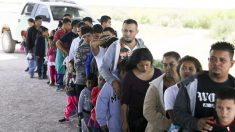 Des milliers de migrants rentrent volontairement chez eux après avoir été renvoyés au Mexique dans l’attente de leur demande d’asile pour les États-Unis, dans le cadre de la politique de Trump