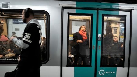 Grève du 5 décembre : métro, RER, tramways, bus… les transports fortement perturbés en Ile-de-France