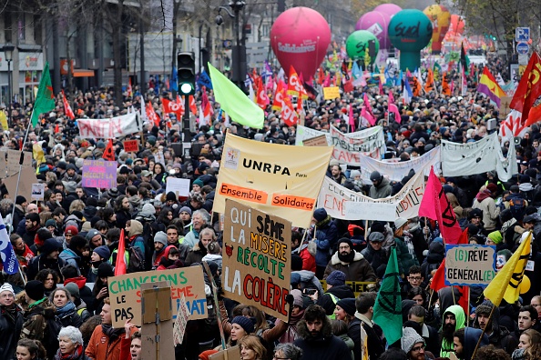 Manifestation contre la réforme des retraites, à Paris, le 5 décembre 2019. (Photo : THOMAS SAMSON/AFP via Getty Images)