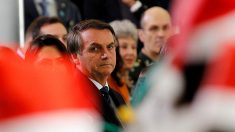 Brésil: Bolsonaro reconnaît avoir perdu la mémoire après sa chute