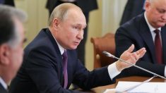Poutine: la procédure de destitution de Trump est basée sur des accusations «inventées»