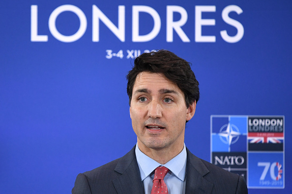 -Le Premier ministre canadien Justin Trudeau donne une conférence de presse dans le centre des médias lors du sommet de l'OTAN qui s'est tenu à l'hôtel Grove le 4 décembre 2019 à Hertford, en Angleterre. Photo de Chris J Ratcliffe / Getty Images.