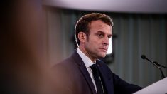 Retraites: malgré la grève, Emmanuel Macron se dit « calme et déterminé »