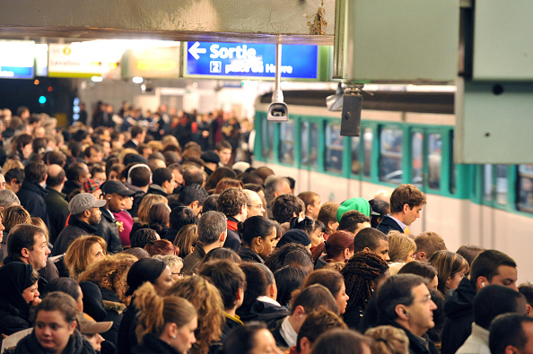Paris dans une gare de métro à Saint Lazare. (Photo MIGUEL MEDINA/AFP : Getty Images)