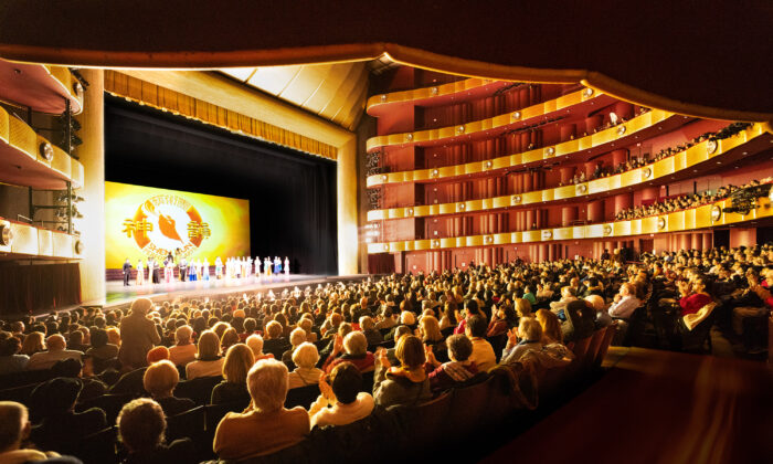 Shen Yun Performing Arts au Lincoln Center de New York, lors du rappel, le 7 mars 2019 (Dai Bing/The Epoch Times)