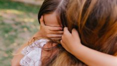 «J’ai sauvé la vie de ma fille»: Une mère adolescente a rejeté l’option d’avortement après avoir été violée à l’âge de 12 ans