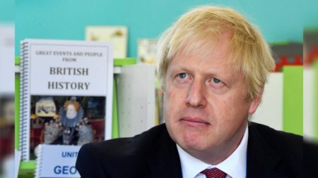 Boris Johnson s’engage à défendre les chrétiens dans son premier message de Noël depuis qu’il est devenu Premier ministre