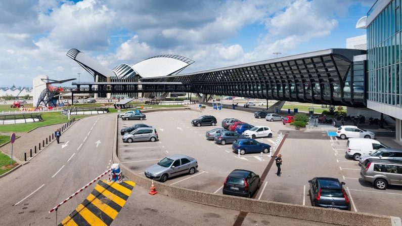 Aéroport Lyon-Saint Exupéry (via Pixabay)