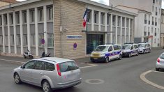 Rochefort: un homme ivre prend le volant pour s’encastrer dans le commissariat de police