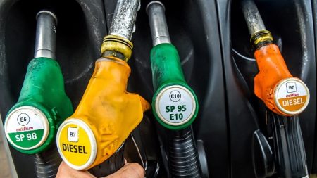 Carburants : prix en baisse dans les stations-service
