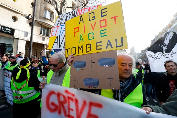 Manifestation le 4 janvier 2020 à Paris. (FRANCOIS GUILLOT/AFP via Getty Images)