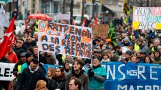 Retraites: les syndicats prévoient grèves et manifestations en janvier si le gouvernement maintient sa réforme