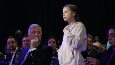 Davos: échange d’amabilité entre la jeune Greta Thunberg et le secrétaire américain au Trésor
