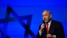 Nucléaire: Netanyahu exhorte à presser l’Iran, à l’occasion des commémorations d’Auschwitz