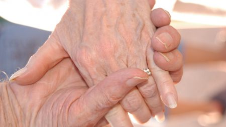 Ehpad dans l’Eure: Danielle et Jacques âgés de 69 ans se sont dit « oui »