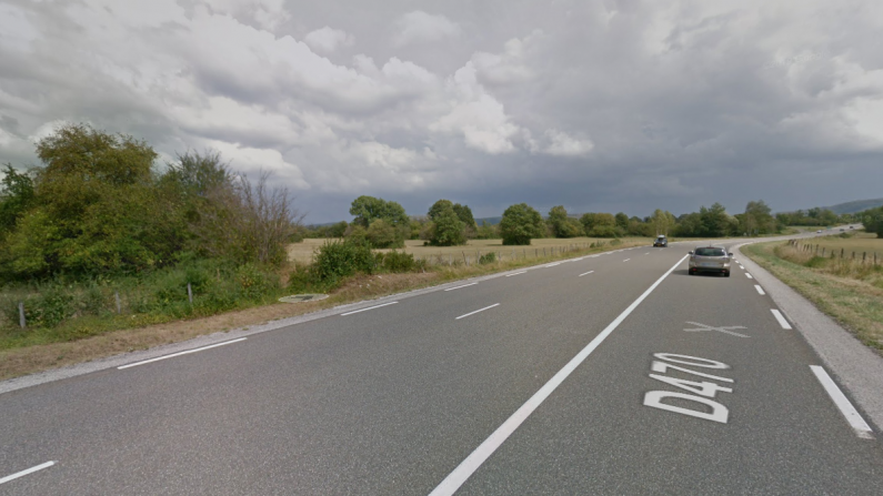 C'est sur la départementale 470, entre Meussia et Coyron, que l'accident a eu lieu mercredi matin. (Capture d'écran/Google Maps)