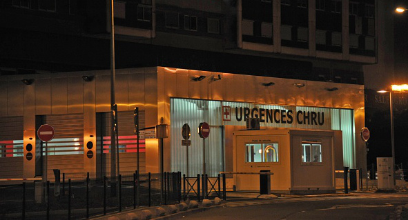 Cinq personnes ont été transférées au CHU de Lille après avoir subi des brûlures lors d'une activité de ventre-glisse. (PHILIPPE HUGUEN/AFP via Getty Images)