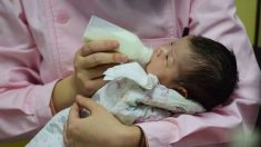 Chine: un bébé est né avec le coronavirus, la transmission est possible de la mère à l’enfant
