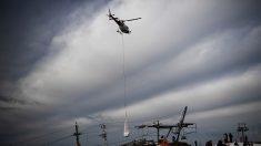 Livraison de neige par hélicoptère : « Pas une voie possible », pour Élisabeth Borne