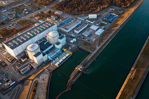 -Vue aérienne du 20 février 2020 montre la centrale nucléaire de Fessenheim à Fessenheim, dans l'est de la France. Photo de SEBASTIEN BOZON / AFP via Getty Images.