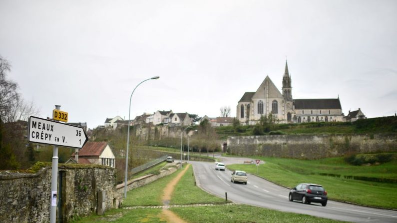 La commune de Crépy-en-Valois où habitait le professeur français décédé par le coronavirus (MARTIN BUREAU/AFP via Getty Images)
