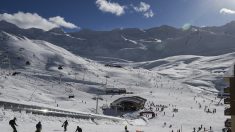 Canada: 500 vacanciers bloqués dans une station de ski par un glissement de terrain