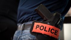 Paris : armé d’un hachoir, il pénètre dans un appartement et séquestre son occupant
