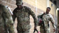 800 soldats américains reviennent de leur déploiement au Moyen-Orient pour rentrer à la maison