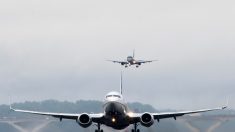 Coronavirus : des avions qui tournent à vide pour conserver leurs créneaux d’atterrissage
