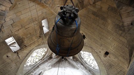 Les cloches de toutes les églises de France sonneront ce soir à 19h30 en soutien à la lutte contre le virus du PCC