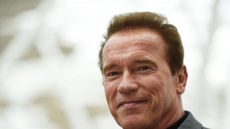 Arnold Schwarzenegger assiste à l'événement Fan Footage de «Terminator Genisys» à Vue Westfield à Londres, Angleterre, le 17 juin 2015 (© Getty Images |  Ben A. Pruchnie )