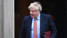 Coronavirus: Boris Johnson admis en soins intensifs (officiel)