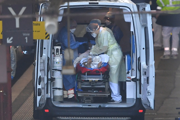Un médecin urgentiste, 60 ans, est décédé du virus du PCC dans le Jura. (Photo : PATRICK HERTZOG/AFP via Getty Images)