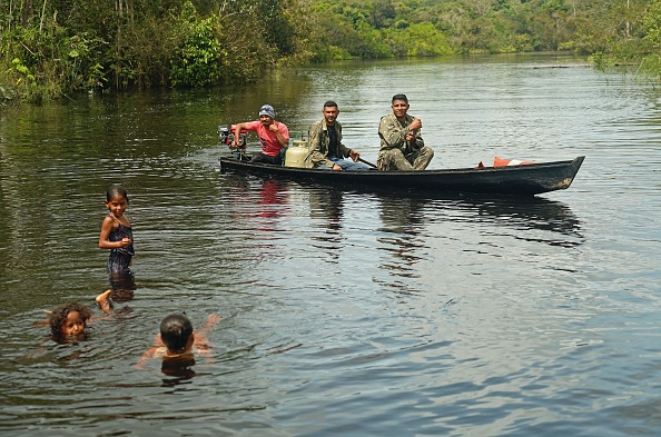 La communauté riveraine de Bauana, municipalité de Carauari, au cœur de la forêt amazonienne brésilienne, le 14 mars 2020. (Photo : FLORENCE GOISNARD/AFP via Getty Images)