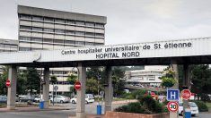 Coronavirus : une haie d’honneur pour les patients qui sortent de réanimation au CHU de Saint-Étienne
