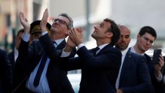 Emmanuel Macron en visite en Seine Saint-Denis provoque un attroupement