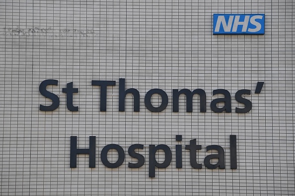 L'hôpital St Thomas où le Premier ministre britannique Boris Johnson semble  être sur la voie de la guérison du virus de Wuhan. (Photo : BEN STANSALL/AFP via Getty Images)