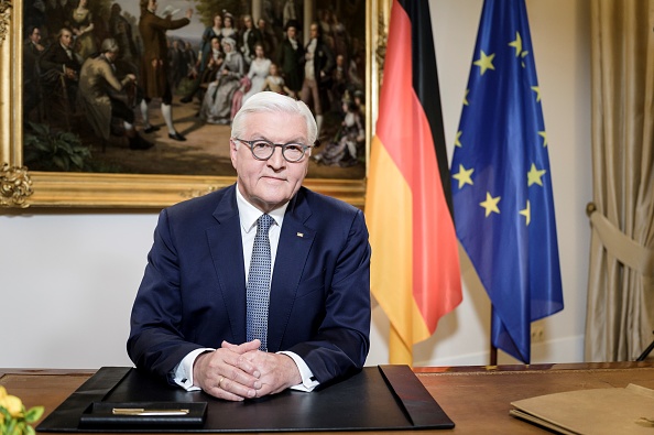 Le président fédéral allemand Frank-Walter Steinmeier prononce un discours au peuple allemand pour discuter du virus de Wuhan, le 11 avril 2020 en Allemagne.(Photo : Bundesregierung via Getty Images)