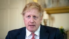 « Je leur dois la vie », Boris Johnson fait l’éloge du personnel du NHS qui l’a traité pour le virus du PCC