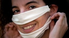 Catalogne: des masques transparents pour les personnes sourdes et malentendantes