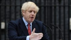 De retour, Johnson appelle les Britanniques à être patients face au confinement