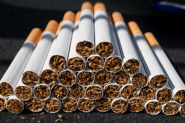 La nicotine pourrait-elle avoir un effet protecteur contre l'infection par le virus du PCC ? (Photo : Matt Cardy/Getty Images)