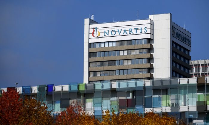 L’immeuble du géant pharmaceutique suisse Novartis à Bâle, le 27 octobre 2015 (Fabrice Coffrini/AFP/Getty Images)